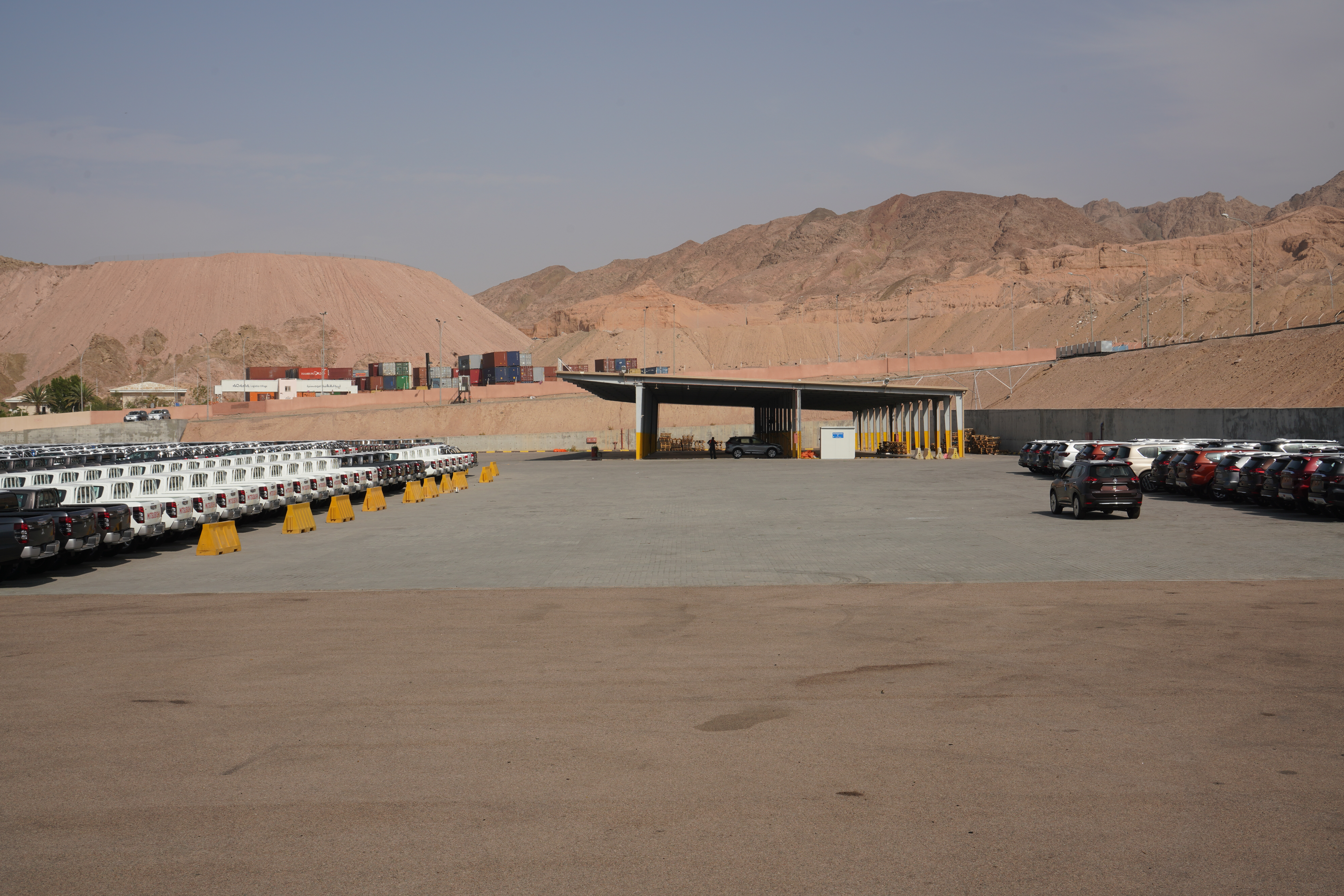 Open yard storage and handling