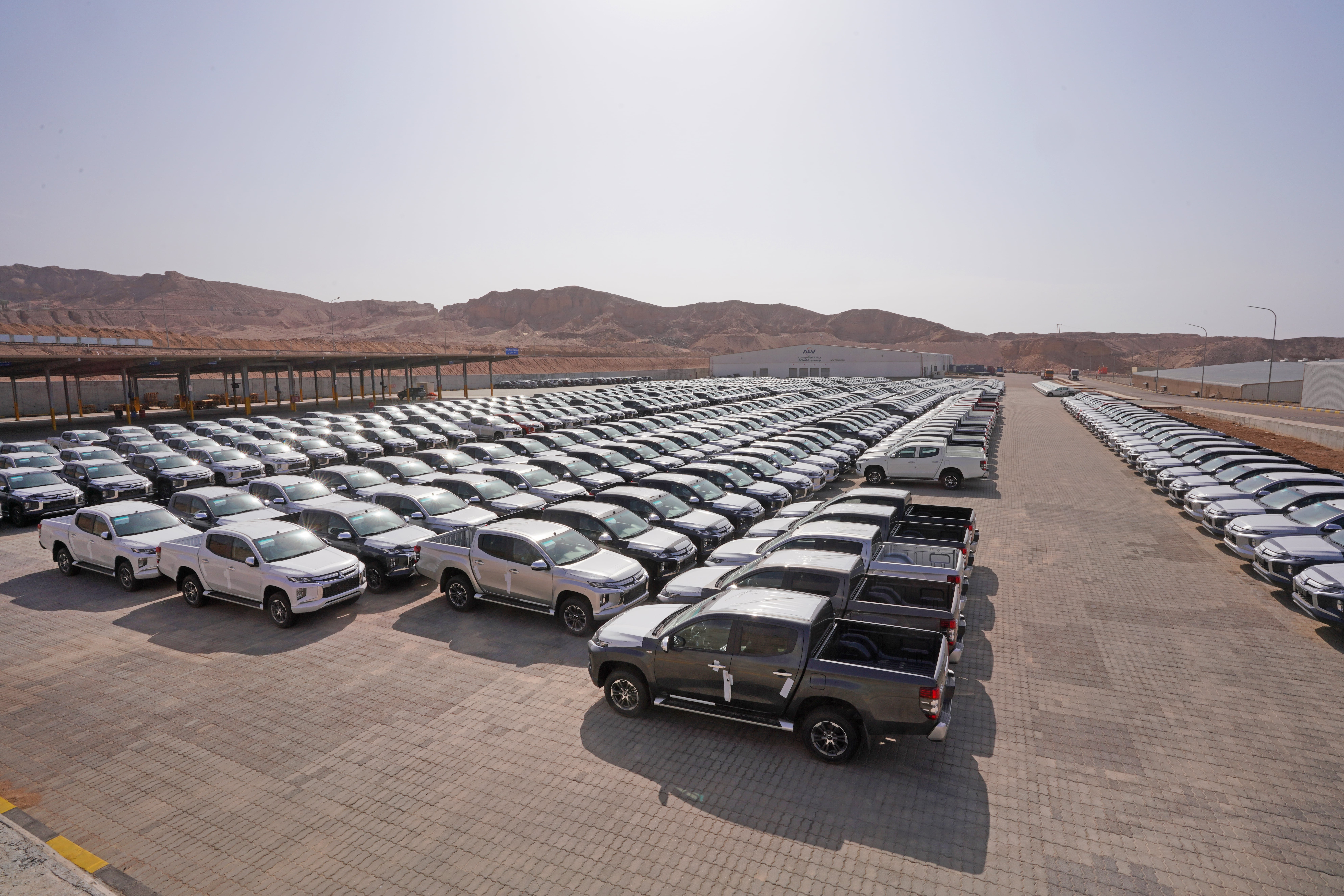 Open yard storage and handling